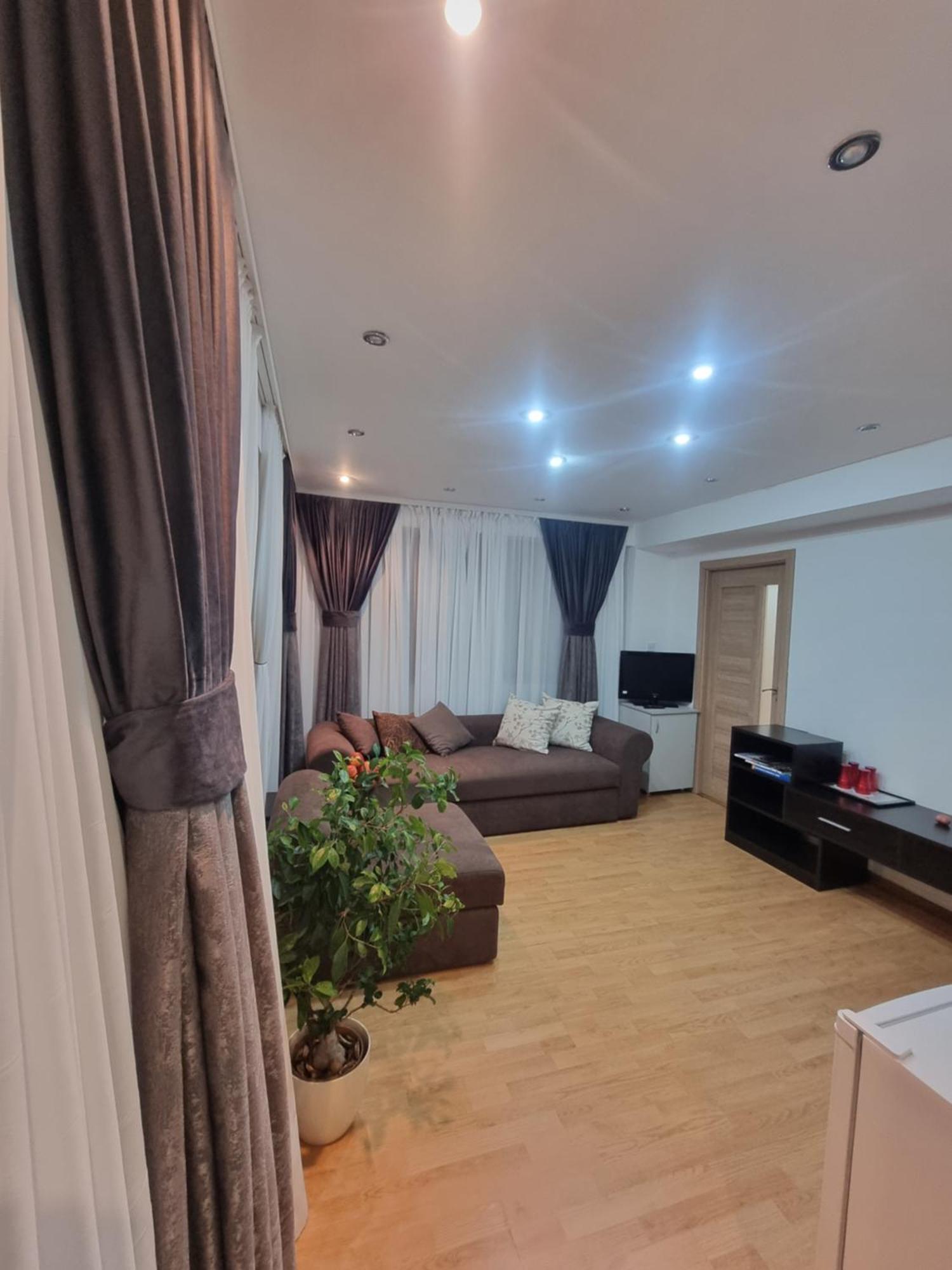 Hotel Gemasoti House Drobeta Turnu Severin Esterno foto